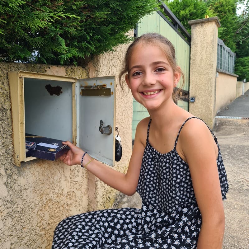 Featured image for “Pourquoi tous les enfants aiment recevoir du courrier par la Poste ?”